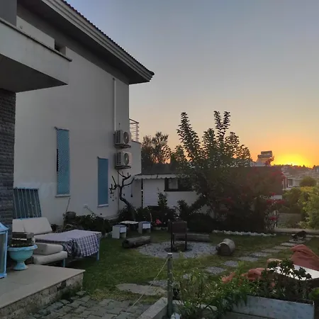 Δωμάτια σε οικογενειακή κατοικία Otuz5 Çeşme